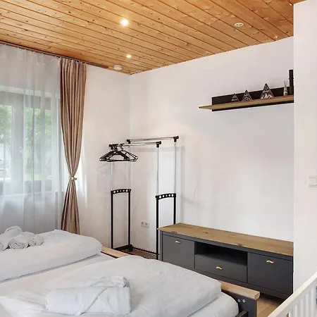 Alpina Haus *