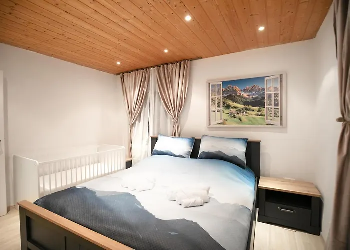 Alpina Haus דירה *